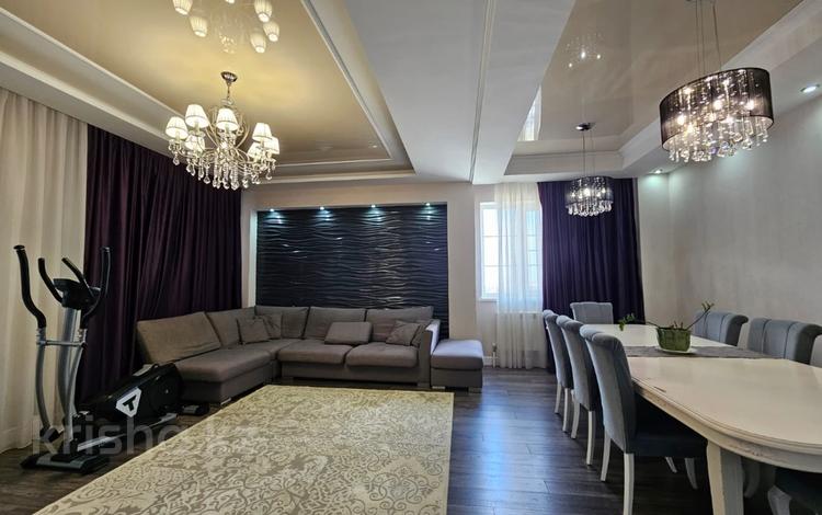 4-комнатная квартира · 147.6 м² · 7/11 этаж, Молдагуловой 44 за 79.5 млн ₸ в Актобе — фото 6