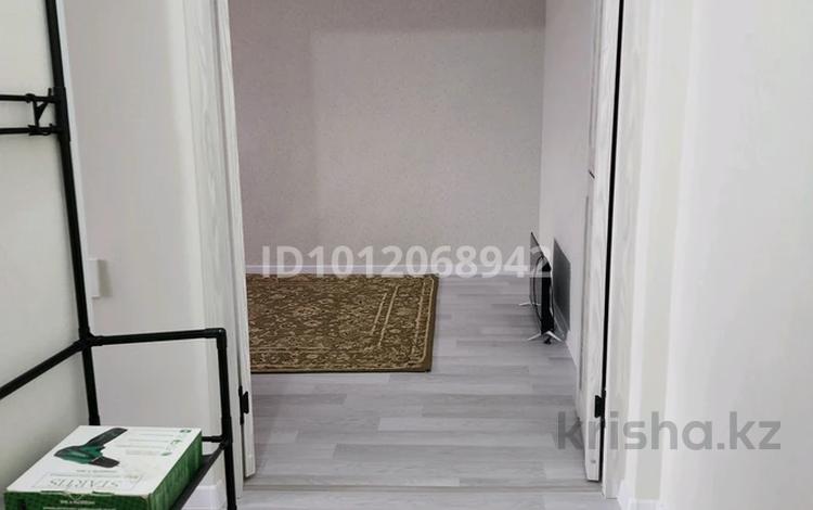 2-комнатная квартира · 42 м² · 3/5 этаж, ул. Тажибаева за 150 000 〒 в  — фото 2