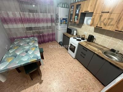 2-бөлмелі пәтер · 60 м² · 6/9 қабат, Байтурсынова 65 — Навостройка спорклуб тарланның артында новый дом барлық жағдай жасалған, бағасы: 190 000 ₸ в Семее