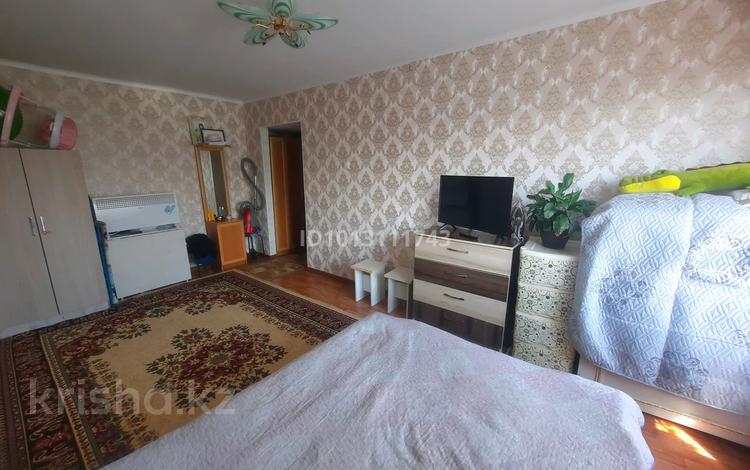 1-бөлмелі пәтер · 32 м² · 5/5 қабат, Самал 27 — Магазин "Қайни", Остановка 1,3,33, Кафе "Самал", бағасы: 11 млн ₸ в Талдыкоргане, мкр Самал — фото 2