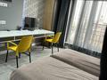4-комнатная квартира · 160 м² · 4/7 этаж, мкр Мирас 157 за 800 000 ₸ в Алматы, Бостандыкский р-н — фото 13