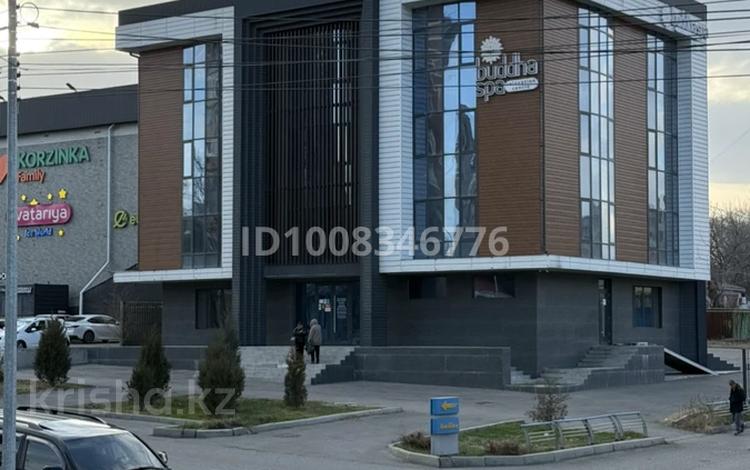 Свободное назначение, офисы, магазины и бутики, салоны красоты, фитнес и спорт, медцентры и аптеки, образование, конференц-залы · 600 м² за 2.4 млн ₸ в Таразе — фото 3
