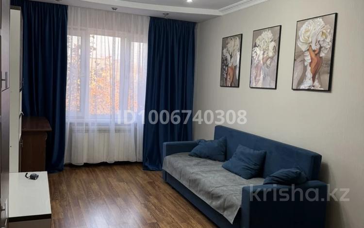 2-комнатная квартира · 55 м² · 5/5 этаж, мкр Тастак-2 — Тлендиева-Болотникова за 280 000 〒 в Алматы, Алмалинский р-н — фото 2