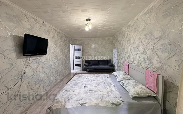 1-комнатная квартира · 35 м² · 1/5 этаж, 8-й микрорайон 4а за 2 000 ₸ в Шымкенте, Туран р-н — фото 2