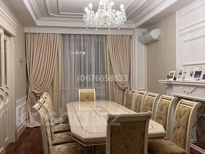 4-комнатная квартира, 150 м², 4/9 этаж, Валиханова 13Б за 115 млн 〒 в Атырау