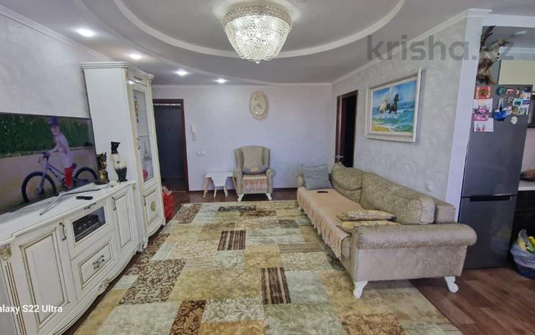 4-комнатная квартира · 76.5 м² · 8/10 этаж, Жамакаева 77 за 40 млн ₸ в Семее — фото 9