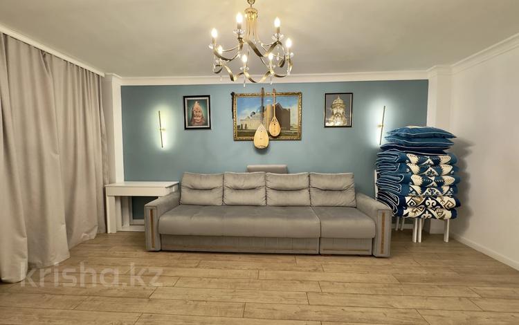 2-комнатная квартира · 80 м² · 5/25 этаж, мкр Юго-Восток, Байкена Ашимова за 35 млн ₸ в Караганде, Казыбек би р-н — фото 2