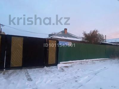 Отдельный дом · 3 комнаты · 78.25 м² · 8 сот., Панфилова 62 — Имеется. Рядом центральный рынок, районная больница, школы и детские сады, поблизости Food Topic. за 11 млн ₸ в 