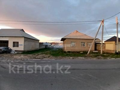 Жеке үй · 4 бөлме · 100 м² · 8 сот., мкр Самал-3 5 — Тауекел Хана, бағасы: 23.5 млн ₸ в Шымкенте, Абайский р-н