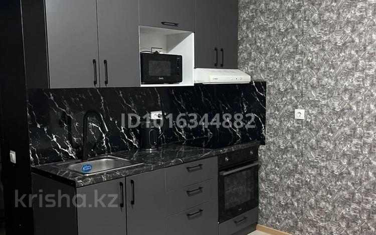1-комнатная квартира · 23 м², Илтипат 59г за 170 000 ₸ в Алматы, Наурызбайский р-н — фото 2
