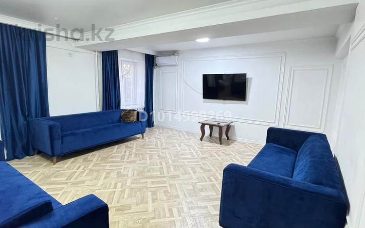 4-бөлмелі пәтер · 135 м² · 3 қабат, Нусупбекова 10 — Угол улицы Жургенева, бағасы: 550 000 ₸ в Алматы, Медеуский р-н — фото 2