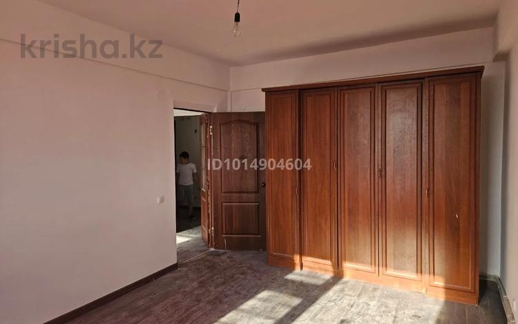 3-комнатная квартира · 82 м² · 4/5 этаж, мкр Туран 979/15 — В доль дороги за 150 000 ₸ в Шымкенте, Каратауский р-н — фото 2