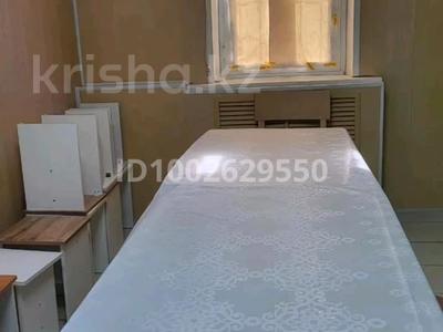 Коммерциялық жылжымайтын мүлік в Атырауской обл.: Еркін · 30 м², бағасы: 200 000 〒 Еркін · 30 м², бағасы: 200 000 〒 в Атырау, мкр Геолог