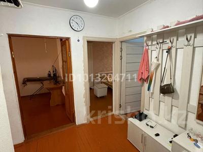 3-бөлмелі пәтер · 65 м² · 5/5 қабат, Ниеткалиева 7 — проспект Жамбыла, бағасы: 18 млн ₸ в Таразе