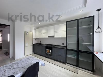 3-бөлмелі пәтер · 110 м² · 4/10 қабат, Бактыгерея Кулманова 152, бағасы: 43 млн ₸ в Атырау, мкр Авангард-4