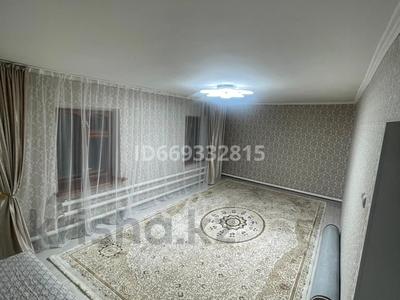 Жеке үй · 4 бөлме · 116.5 м² · 8 жүзд., Тепличная 2, бағасы: 19 млн ₸ в Уральске