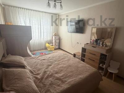 4-комнатная квартира · 87 м² · 1/5 этаж, мкр Мамыр-2 — Шаляпина за 62 млн ₸ в Алматы, Ауэзовский р-н