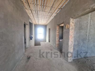 Отдельный дом · 6 комнат · 210 м² · 10 сот., Абая 66 за 59 млн ₸ в Кызылкайрат