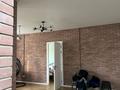 2-бөлмелі пәтер · 72 м² · 3/6 қабат, Ермекова 102/1, бағасы: 260 000 ₸ в Караганде, Казыбек би р-н — фото 2