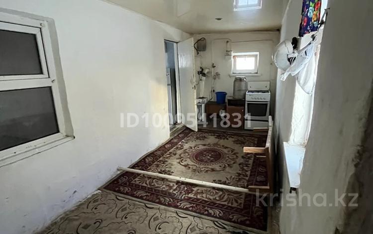 Отдельный дом · 2 комнаты · 30 м² · 10 сот., мкр. Зачаганск пгт за 40 000 〒 в Уральске — фото 2