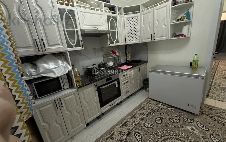 3-бөлмелі пәтер · 66.2 м² · 2/4 қабат, Нур Актобе — Үйдің жанында Дина, Анвар супермаркеттері, бульвар орналасқан., бағасы: 25 млн ₸ — фото 3