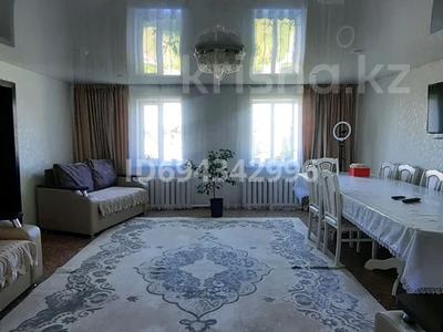 Отдельный дом · 4 комнаты · 120 м² · 12.8 сот., Щорса — Щорса за 16 млн ₸ в Семее