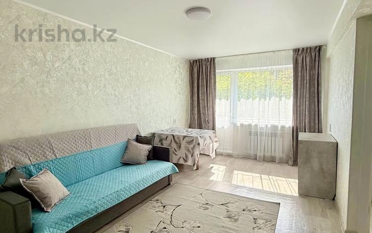 1-комнатная квартира · 30 м² · 3/5 этаж, Крылова 106 за 160 000 ₸ в Усть-Каменогорске — фото 2