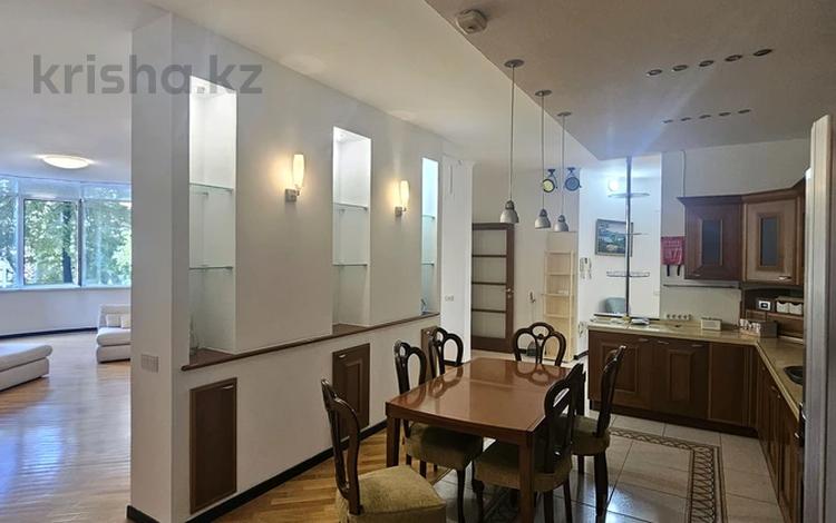 5-бөлмелі пәтер · 250 м² · 1/8 қабат, Жамбыла, бағасы: ~ 1.2 млн ₸ в Алматы, Медеуский р-н — фото 3