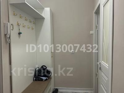 2-комнатная квартира · 50 м² · 2/5 этаж, Желтоксан 88а — Нурбанк -оргтех задний двор. за 180 000 ₸ в Таразе
