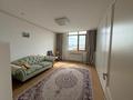 4-комнатная квартира · 140 м² · 10/21 этаж, Кабанбай батыра 43Г за 750 000 ₸ в Астане, Нура р-н — фото 4