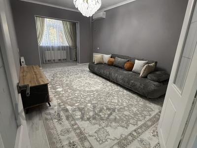 2-бөлмелі пәтер · 55 м² · 1/5 қабат, Нижний Отырар ш/а 10 — улица Рыскулова, бағасы: 23.5 млн ₸ в Шымкенте, Туран р-н