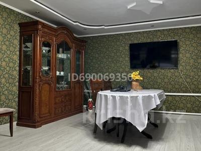 Отдельный дом • 7 комнат • 100 м² • 25 сот., Азербаева 13 за 21 млн 〒 в Павлодаре