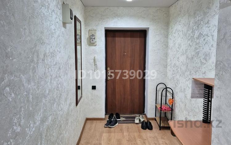 3-комнатная квартира · 81 м² · 3/10 этаж, Улица Набережная 79 за 25 000 ₸ в Актобе — фото 2