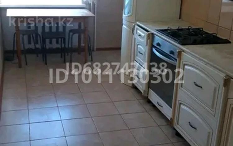 4-комнатная квартира · 72 м² · 1/5 этаж, мкр СМП 136 7 за 210 000 〒 в Атырау — фото 2
