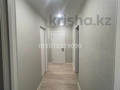 2-комнатная квартира · 48 м² · 1/5 этаж, Майкудук, 15й микрорайон 11 за 9.6 млн 〒 в Караганде, Алихана Бокейханова р-н