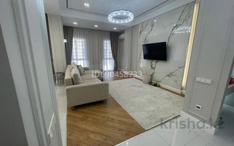 2-комнатная квартира, 83 м², 3/4 этаж, Ер Тостык 3 за 86 млн 〒 в Алматы, Наурызбайский р-н — фото 2