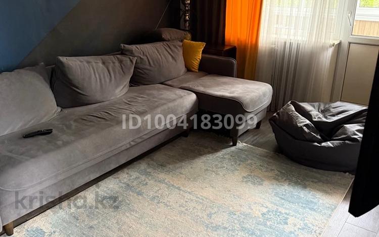 3-комнатная квартира · 47.5 м² · 3/5 этаж, Майкудук, 18й микрорайон 25 за 15 млн ₸ в Караганде, Алихана Бокейханова р-н — фото 2