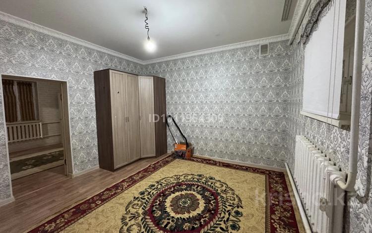Отдельный дом · 3 комнаты · 150 м², Казахстан 57 за 200 000 ₸ в Жанаозен — фото 2