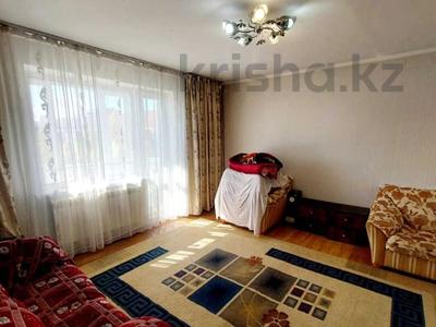 3-комнатная квартира · 63 м² · 9/9 этаж, мкр Юго-Восток, Степной-3 3/10 — Шахтёров, Гульдер за 23.5 млн 〒 в Караганде, Казыбек би р-н