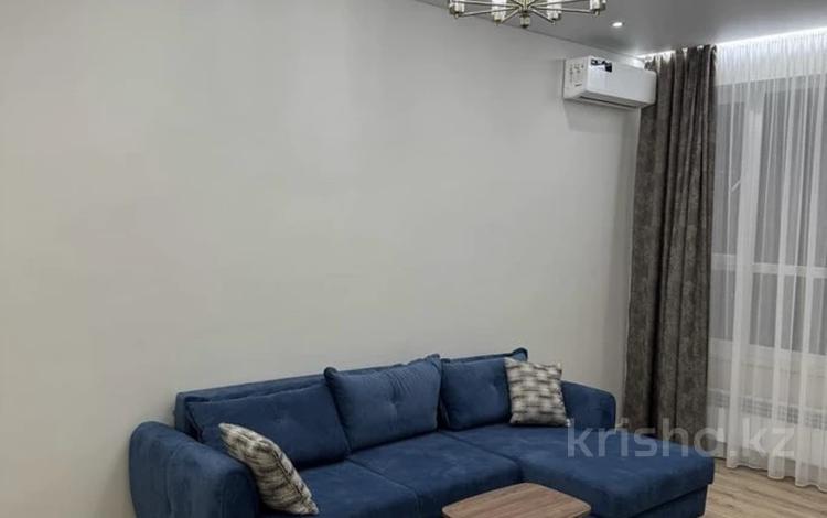 2-комнатная квартира · 70 м² · 8/9 этаж, Бокейхана 24 за 400 000 ₸ в Астане, Есильский р-н — фото 2