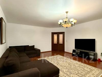 4-комнатная квартира · 189.9 м² · 4/9 этаж, Бактыгерея Кулманова 1а за 69 млн 〒 в Атырау