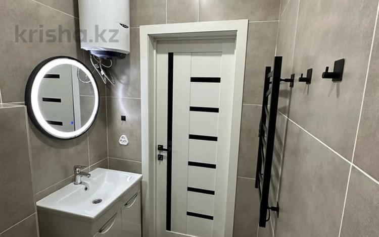 1-бөлмелі пәтер · 45 м² · 4/9 қабат, Жамакаева 163 — Пархоменко, бағасы: 17 000 ₸ в Семее — фото 11
