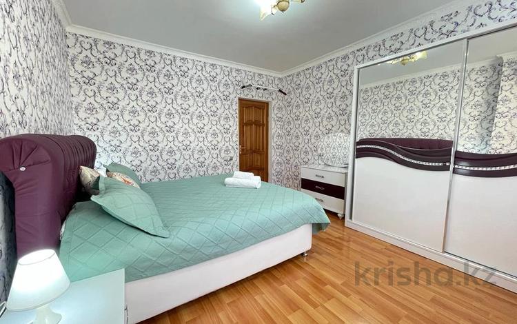 3-комнатная квартира · 92 м² · 5/9 этаж, мкр Сары Арка 40 за 25 000 ₸ в Атырау — фото 33