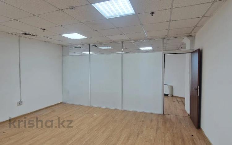 Офисы · 58 м² за 330 600 ₸ в Астане, р-н Байконур — фото 2