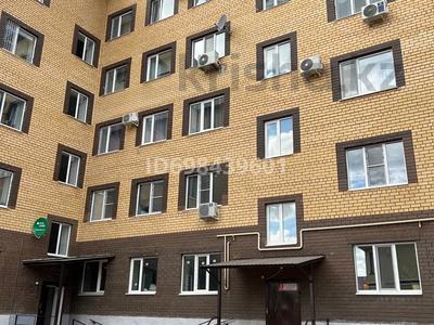 2-комнатная квартира · 70 м² · 4/5 этаж, мкр Астана, Дины Нурпеисовой 10 за 33 млн 〒 в Уральске, мкр Астана