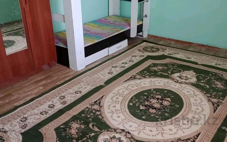 3-комнатная квартира · 80 м² · 5/5 этаж, мкр Нурсат — Аллея за 130 000 ₸ в Шымкенте, Каратауский р-н — фото 2