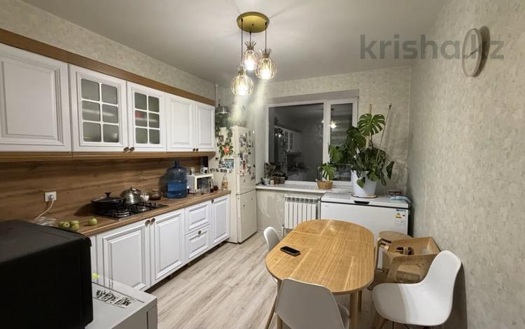 3-бөлмелі пәтер · 80 м² · 6/9 қабат, Микрорайон Береке 58, бағасы: 37.8 млн ₸ в Костанае — фото 2