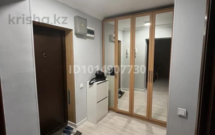 4-комнатная квартира · 90 м² · 8/12 этаж, мкр Тастак-3 51 за 400 000 ₸ в Алматы, Алмалинский р-н — фото 13