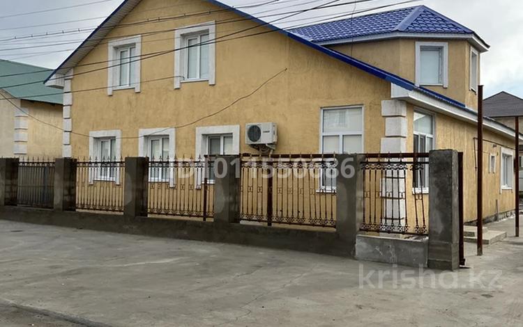 Отдельный дом · 9 комнат · 270 м² · 10 сот., мкр Атырау, Ғ.Құрманғалиева 96 — Сұлтан Бейбарыс,Құрманғазы за 1.2 млн ₸ — фото 2