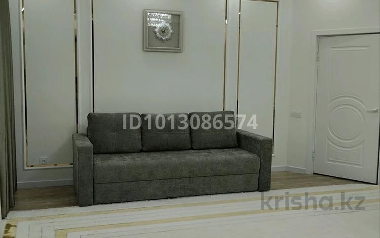 3-бөлмелі пәтер · 102.6 м² · 7/7 қабат, 17-ш/а. 116, бағасы: 43 млн ₸ в Актау, 17-й мкр — фото 2